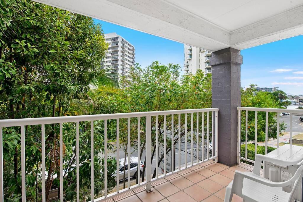 Surfers Paradise Self Contained 1 Bed Unit Голд-Кост Экстерьер фото