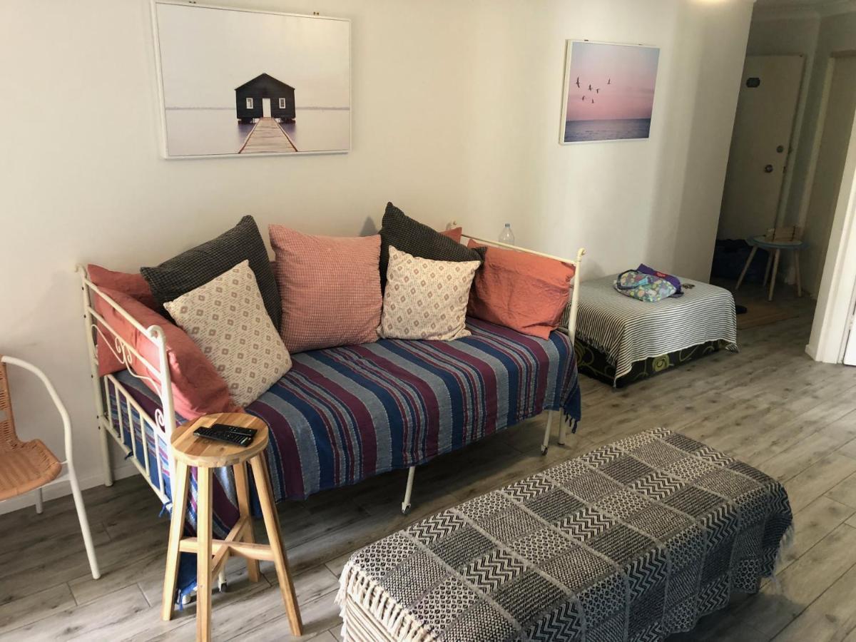 Surfers Paradise Self Contained 1 Bed Unit Голд-Кост Экстерьер фото